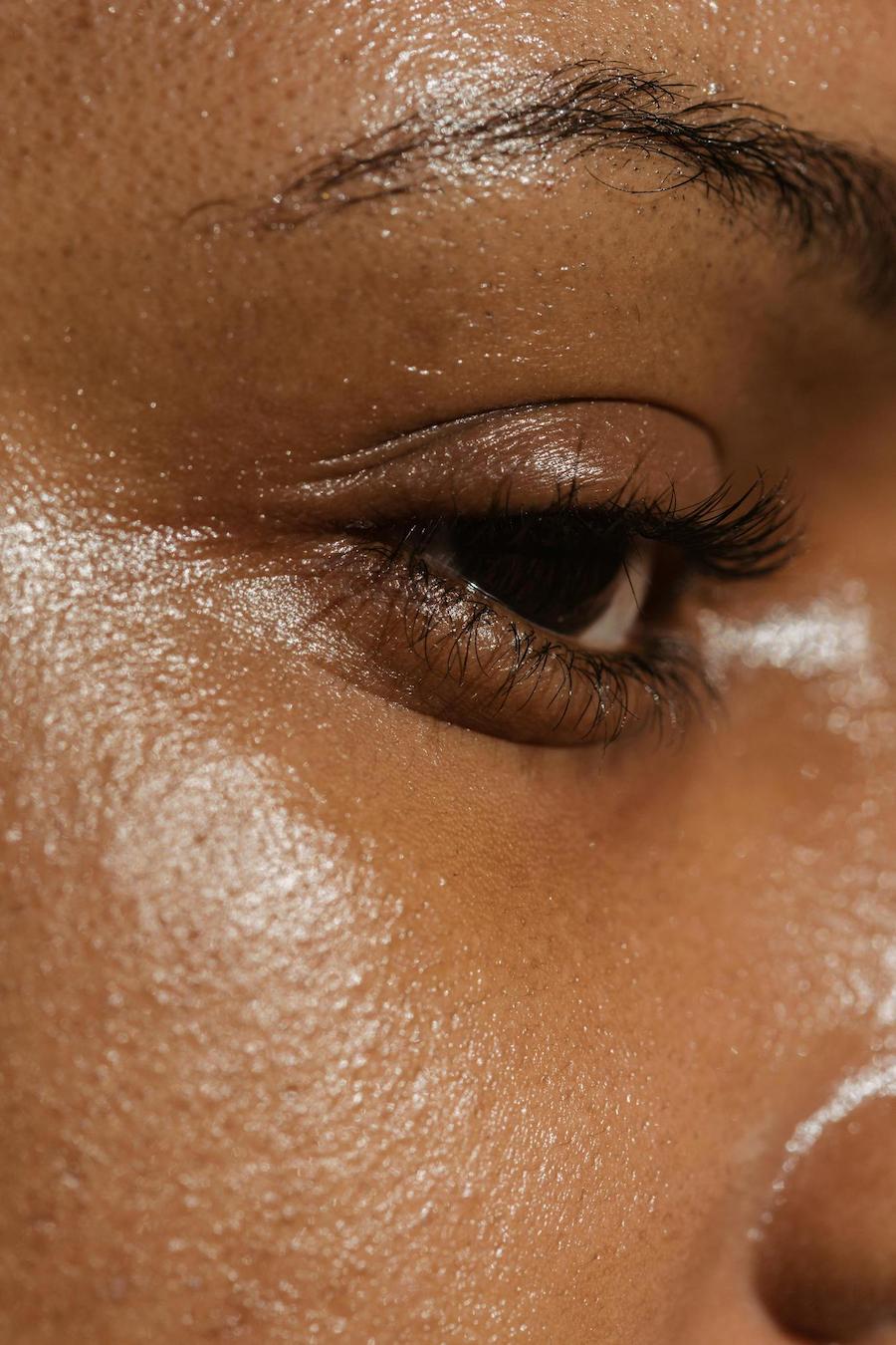 How To Tighten Skin Under Eyes