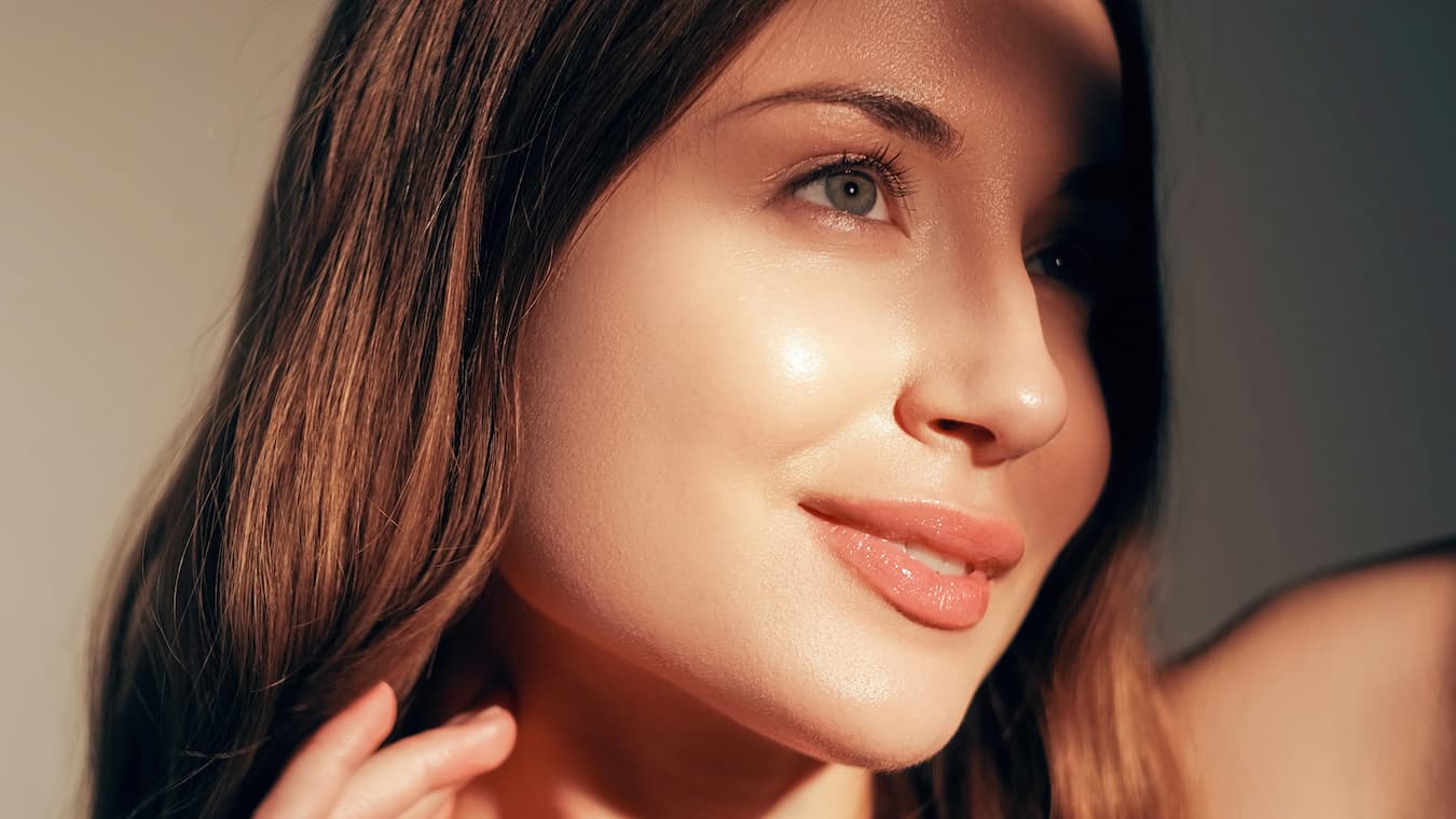 How To Make Your Skin Glow Naturally At Home
