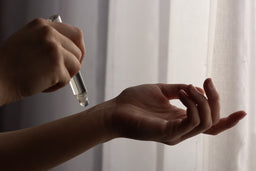 Is Perfume Oil Better Than Spray