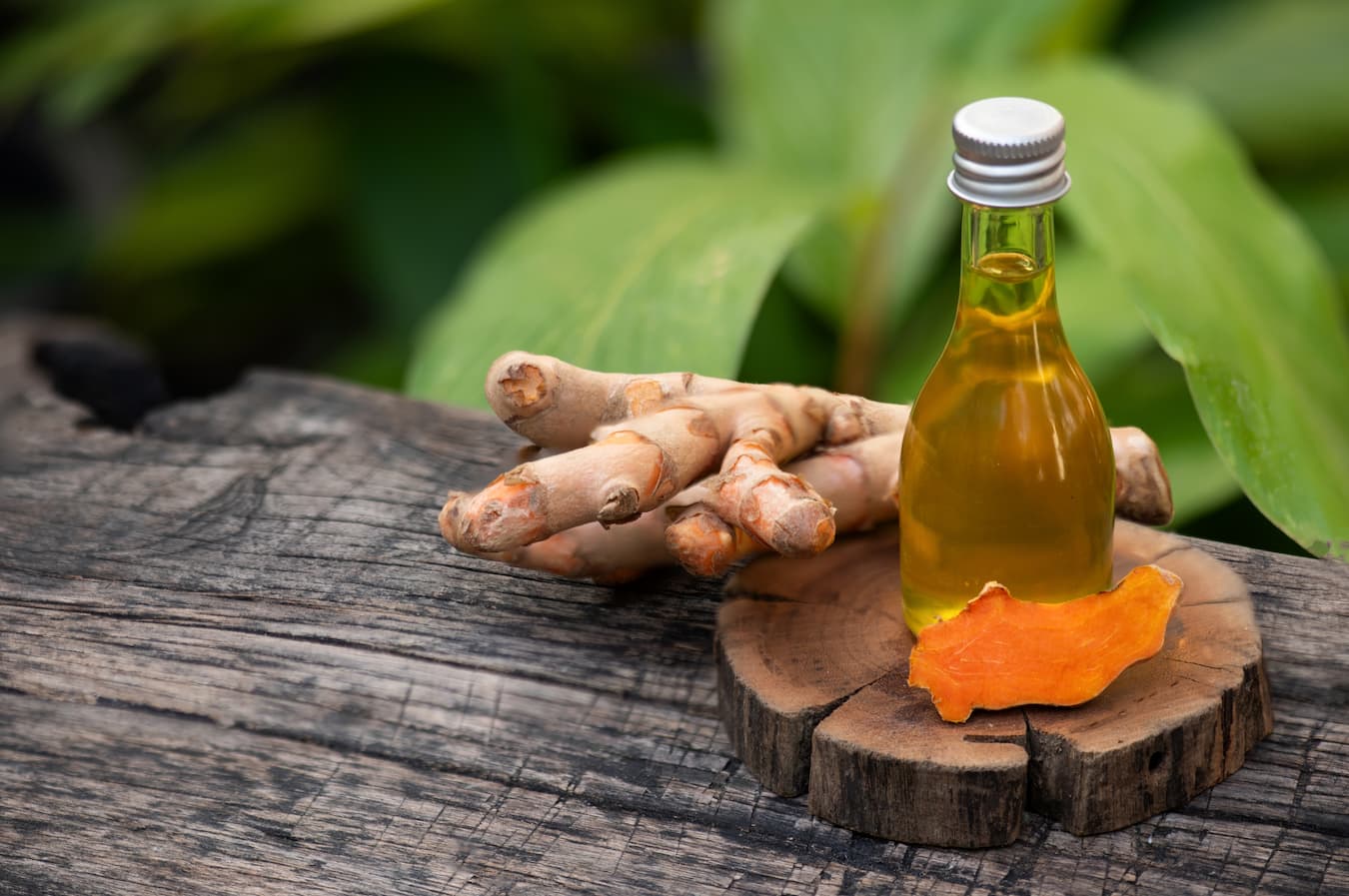 Turmeric Oil Benefits For Skin
